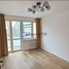 3pok 43met, Okolice Rynku BALKON/PIWNICA (Wrocław)