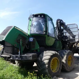 Maszyna leśna forwarder JOHN DEERE 1110E 2010r.