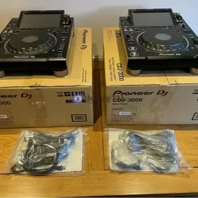 Pioneer Cdj-3000, CDJ 2000 NXS2, DJM 900NXS2